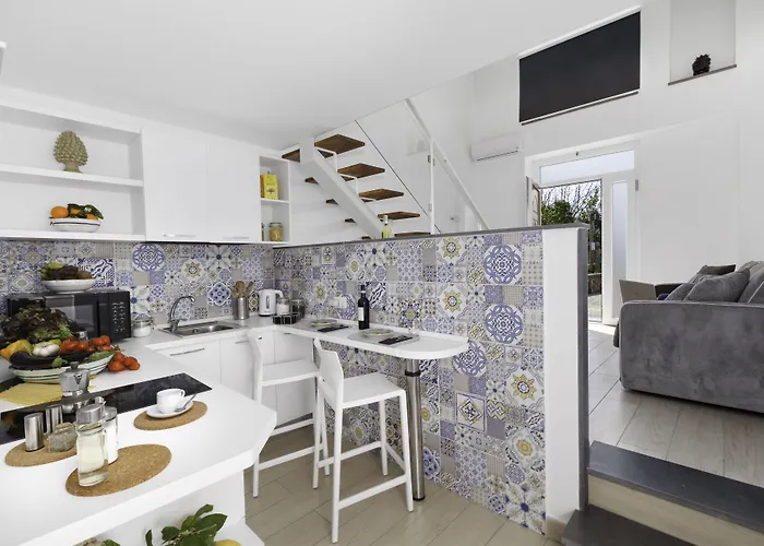 Eterea Charming Bed & Breakfast Sorrento