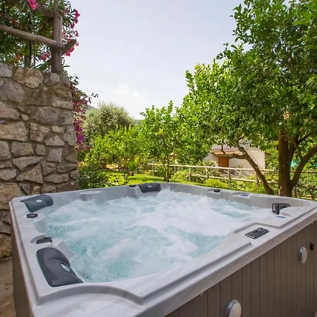 Bed and breakfast Eterea Charming Península Sorrentina