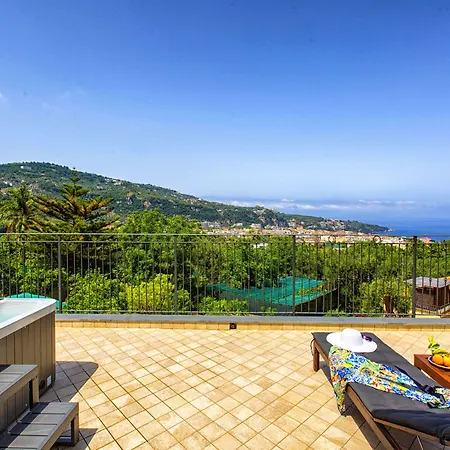Bed & Breakfast Eterea Charming 4*