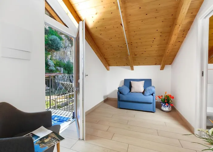 Eterea Charming סורנטו