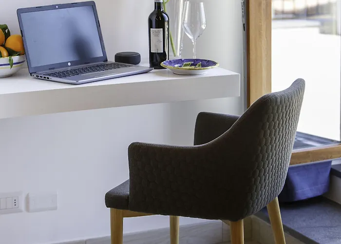 Eterea Charming 4* סורנטו